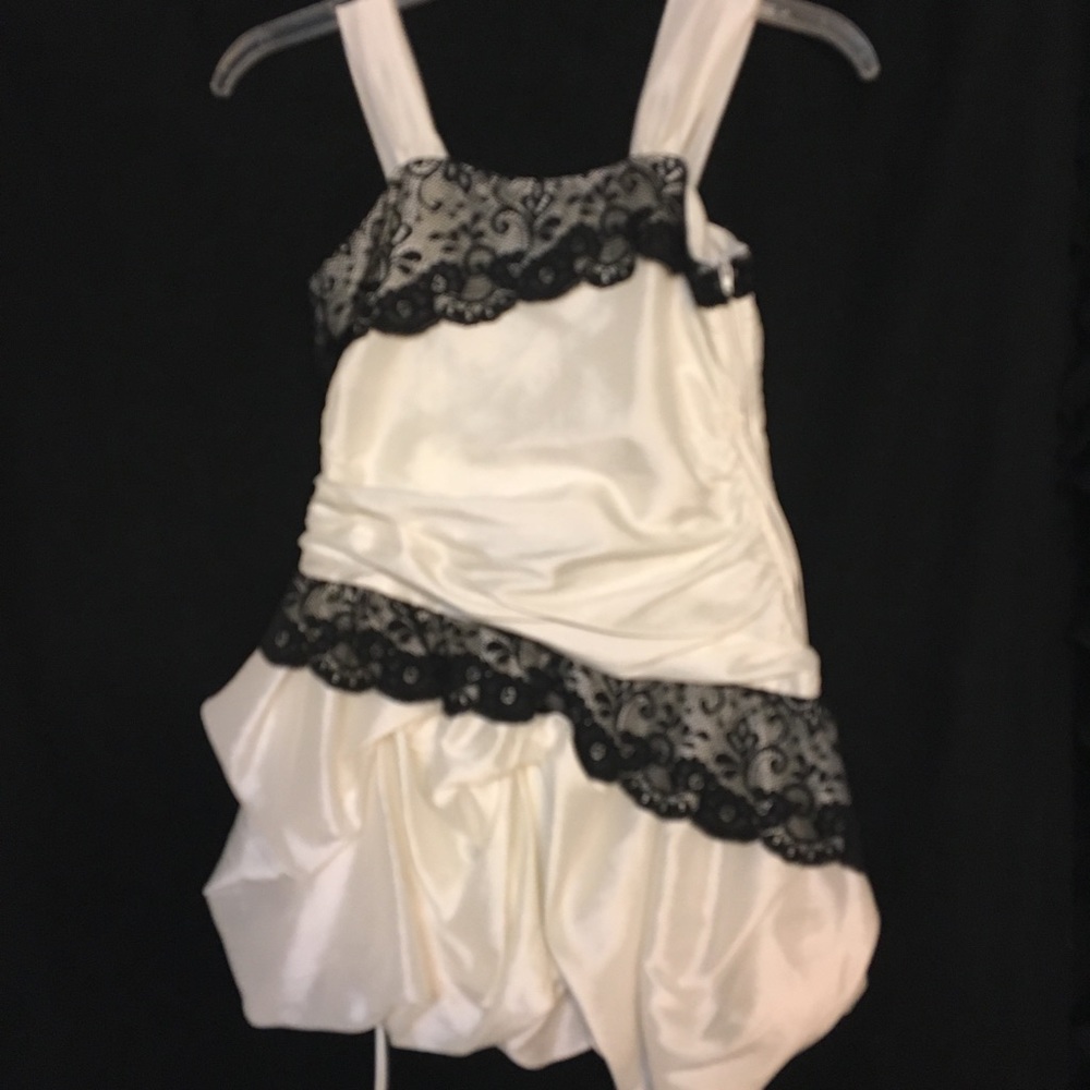 Cute vintage style bubble dress